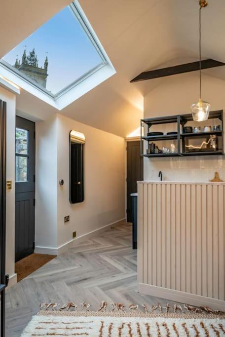 Chic Cotswold Tiny Home - Oddity House Blockley Exterior photo